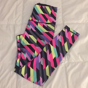 VS Sport Knockout Leggings